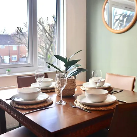 Apartment Stunning Apartment, Sleeps 4, London, 1 Bedroom, Zone 1, Kennington - Open For Business Stays, Long And Families Relocating *