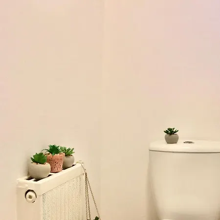 Apartment Stunning Apartment, Sleeps 4, London, 1 Bedroom, Zone 1, Kennington - Open For Business Stays, Long And Families Relocating London