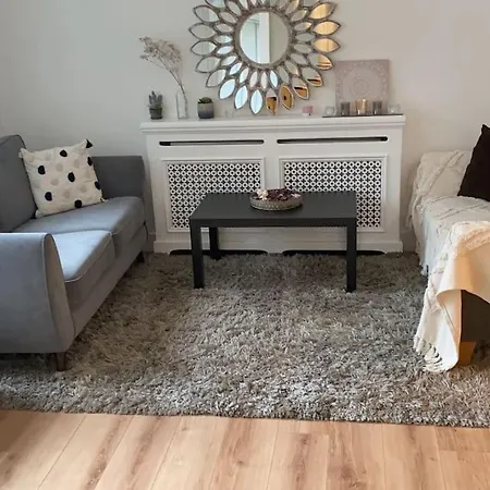 Cosy Tower Bridge Hideaway - Ground Floor