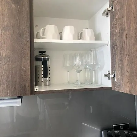 Apartment 3 Bedroom Penthouse With Private Terrace, Battersea, Nine Elms *