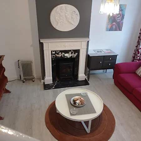 Holiday home Shepherds Spacious House 4-beds