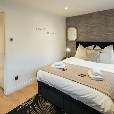 Superb House Close To Little Venice *