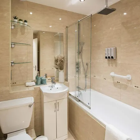 Holiday home Superb House Close To Little Venice