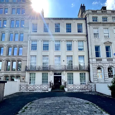 Be - The Lincoln's Residences Apartment *