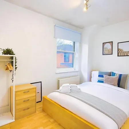 Apartment Two Bed House Near Kings Cross London