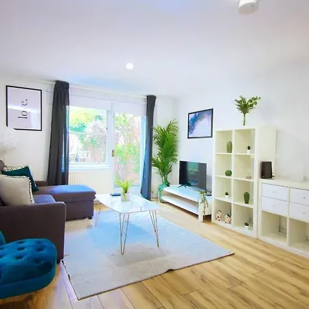 Two Bed House Near Kings Cross London