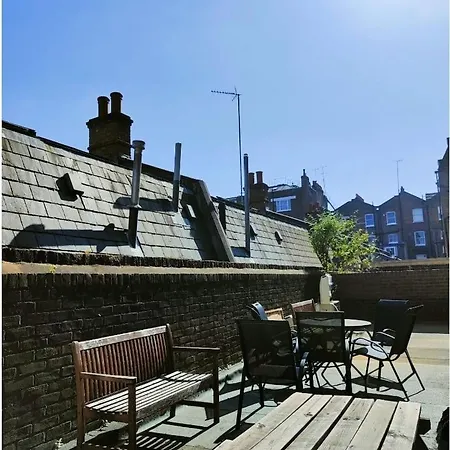 Flat 6 Crawford London