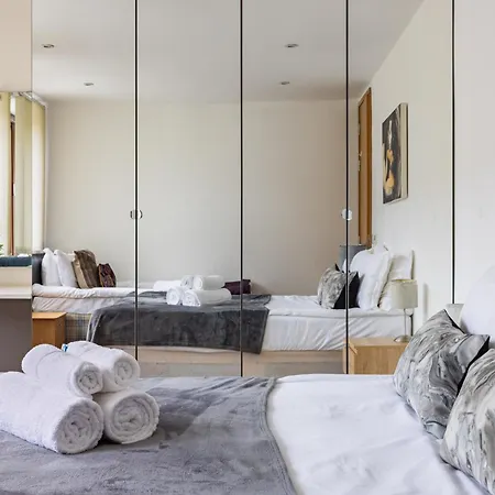 Paddington Apartment London