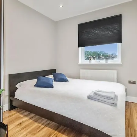 2 Bedroom Flat, Wembley Stadium Apartment *