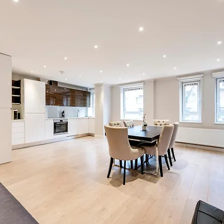 Stunning 2-bedroom-hosted By Sweetstay Apartment London