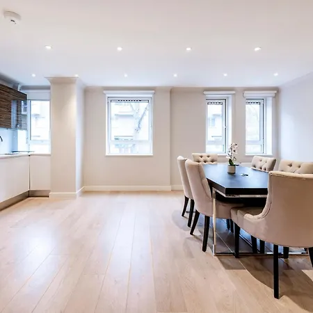 Stunning 2-bedroom-hosted By Sweetstay Apartment London