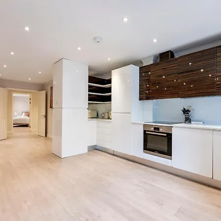 Stunning 2-bedroom-hosted By Sweetstay London