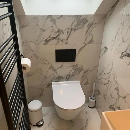 One Bedroom Apartment London