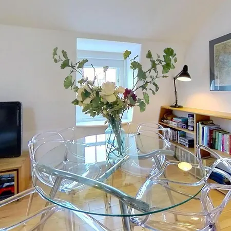 Apartment King's Cross Penthouse By Morethanstays London