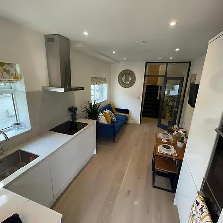 Two Bedroom - Apartment London
