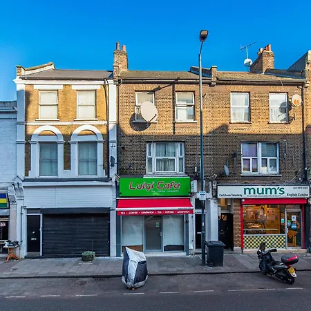 Cozy Ground-floor Studio, Excellent Access * London