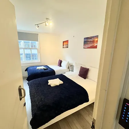 Downtown Chic Private Bedrooms In King's Cross 4 *