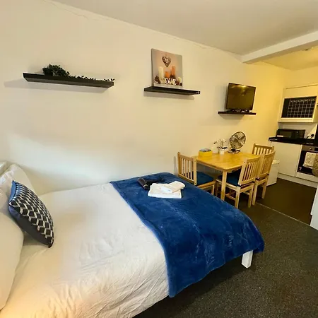Cosmopolitan Comfort Private Bedrooms In Euston 106 London