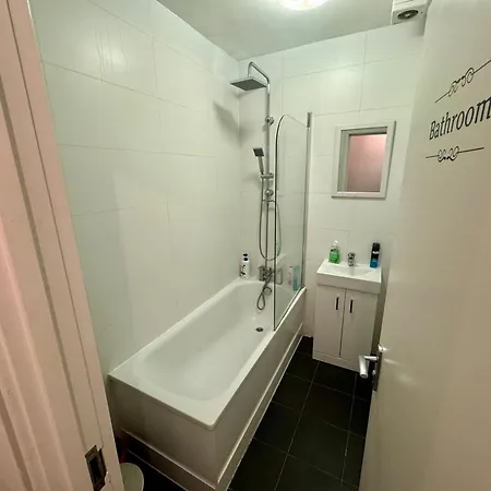 Cosmopolitan Comfort Private Bedrooms In Euston 106 * London