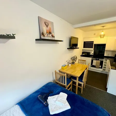 Homestay Cosmopolitan Comfort Private Bedrooms In Euston 106 *