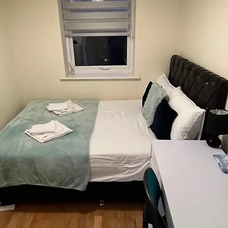 Metropolitan Coziness Private Bedrooms In Euston Station 161 Penzion *