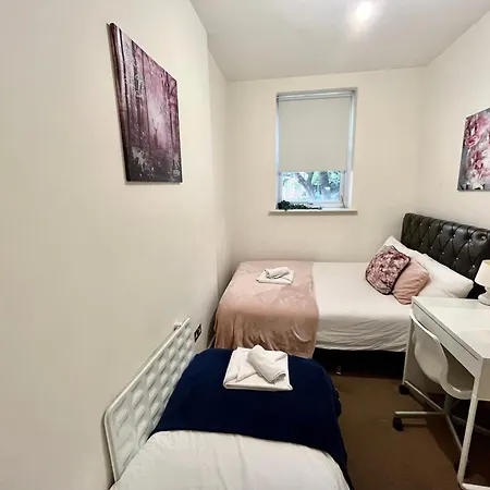 Guest house Metropolitan Coziness Private Bedrooms In Euston Station 161 London