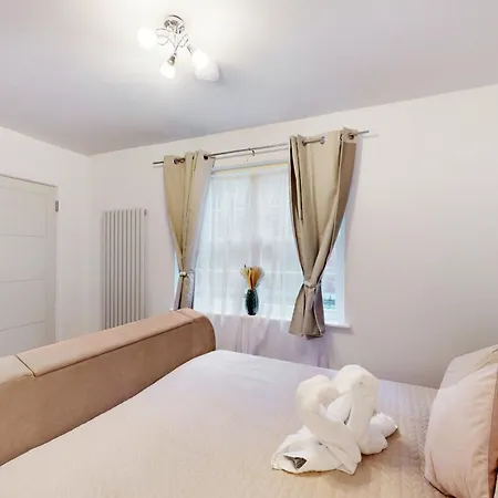 Apartment Park Lane Harrowby Street