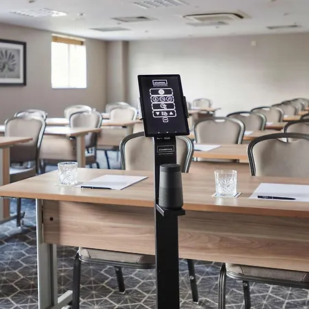 Hilton London 4*