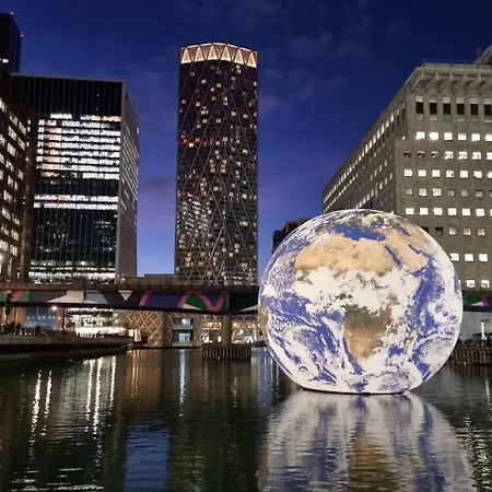 شقة Canary Wharf Skyline Sanctuary لندن