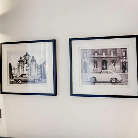 4 Guests | Smart Tv | Attractions Apartment