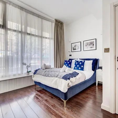 4 Guests | Smart Tv | Attractions Apartment *