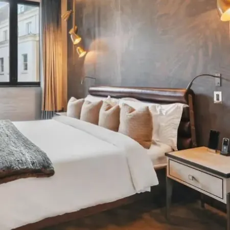 Royal Luxury 3 Beds: Covent Garden Haven Apartment *