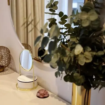 Royal Luxury 3 Beds: Covent Garden Haven