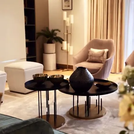 Royal Luxury 3 Beds: Covent Garden Haven Apartment London