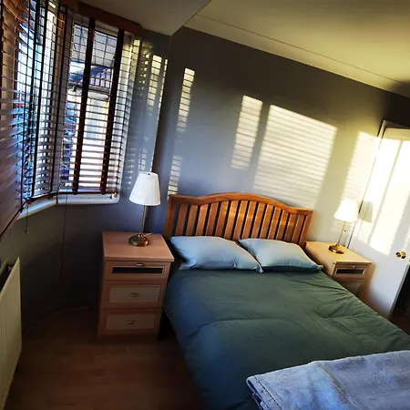 Anand House Homestay *