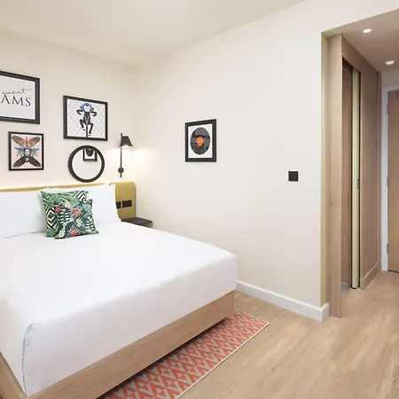 Hampton By Hilton Old Street London