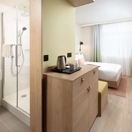 Hampton By Hilton Old Street Hotel London