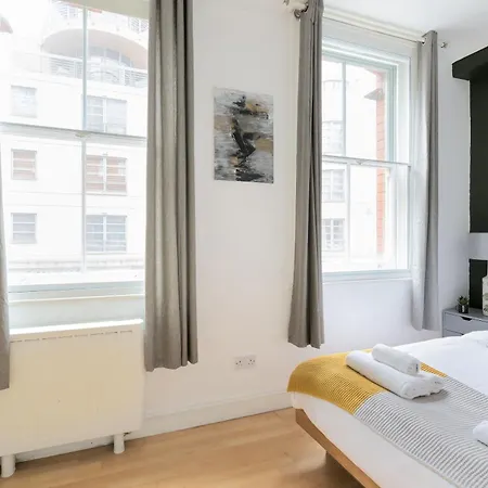 The Aldgate Flat