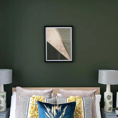 The Aldgate Flat *
