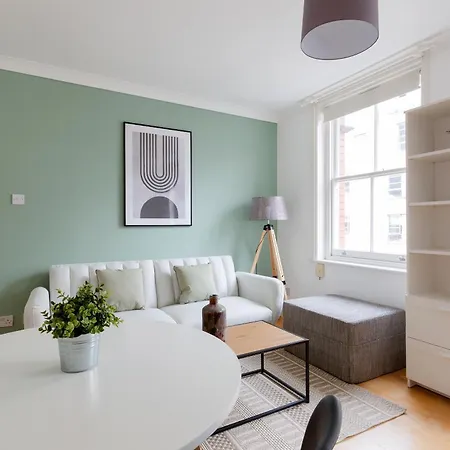 The Aldgate Flat * London