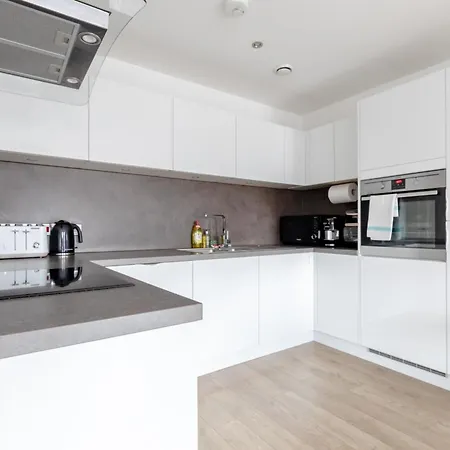Gorgeous 1bd Flat - 10 Mins From Clapham Common! * London