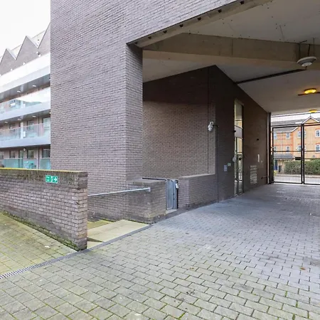 Gorgeous 1bd Flat - 10 Mins From Clapham Common! * London