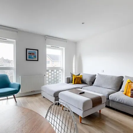 Gorgeous 1bd Flat - 10 Mins From Clapham Common! London