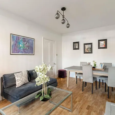 Renovu Premium Homes In Kensington Apartment London