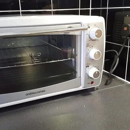 Appartement Contemporary Ground Flr Maisonette- Entire Place