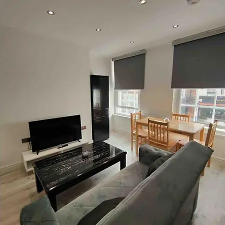 Flat 5 Crawford London
