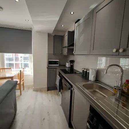 Flat 5 Crawford Apartment London
