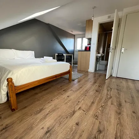 Homestay Private With Your Shower And Kitchen *