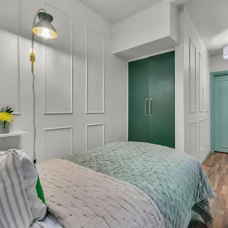 Mysquare Kensington Residences