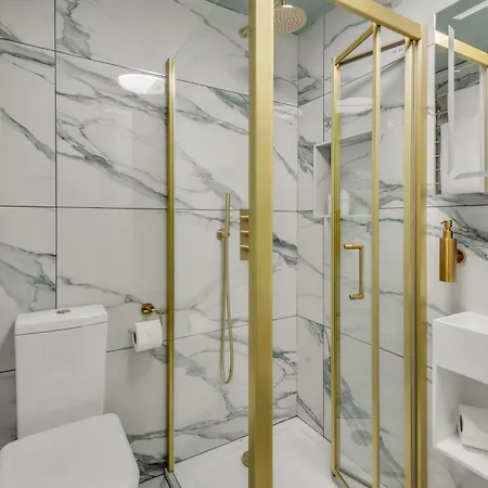 Mysquare Kensington Residences